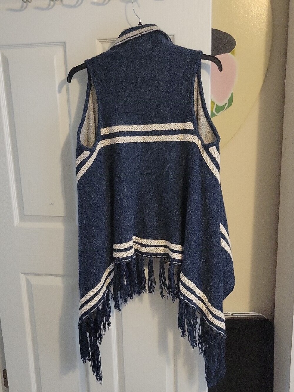 Ethereal by Paper Crane Comfy Whimsy SzSm Boho Navy Fringed Open Front Knit Vest - Picture 4 of 4